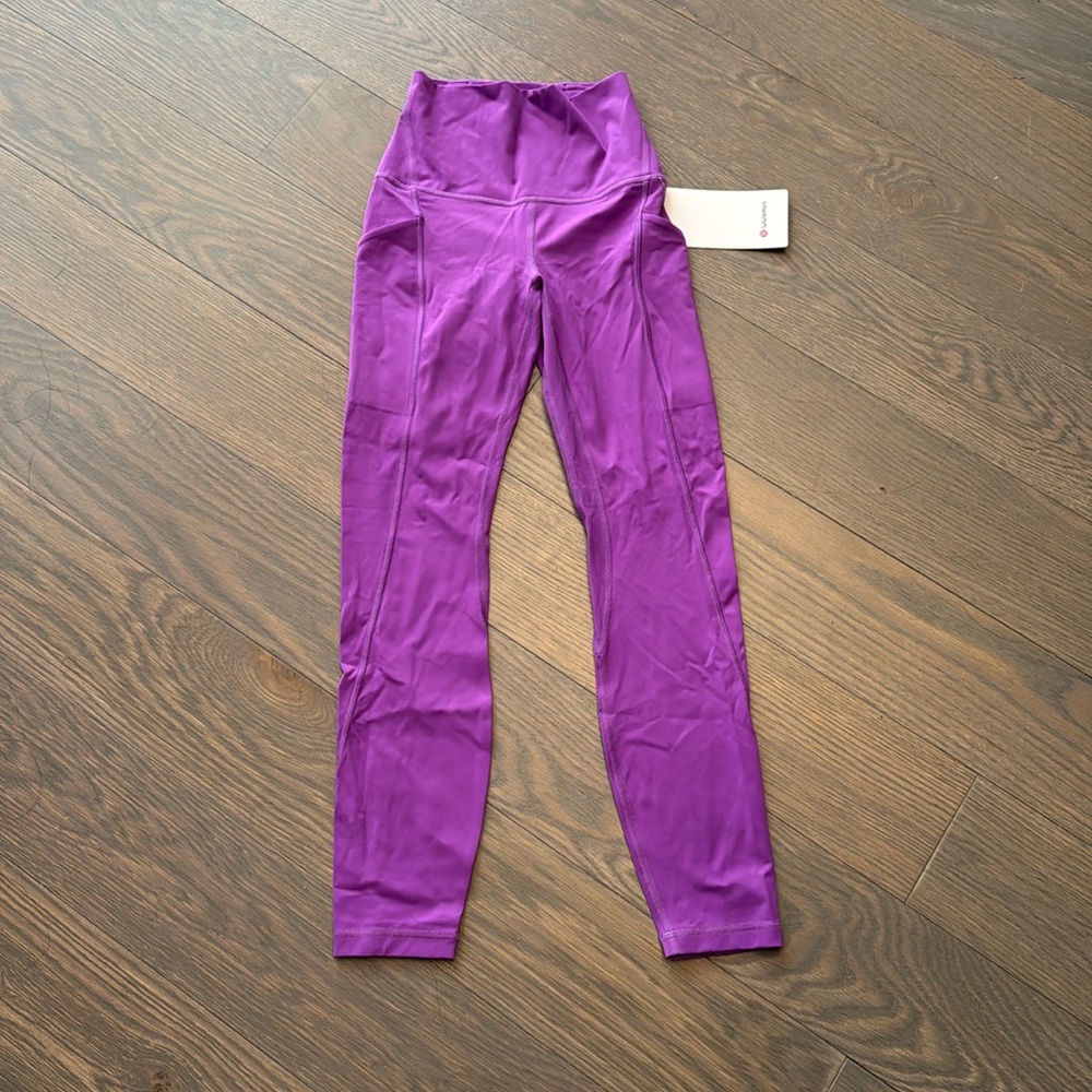 UNWORN Size 2 Lululemon Align HR Leggings With Side Pockets NWT - Picture 2 of 3